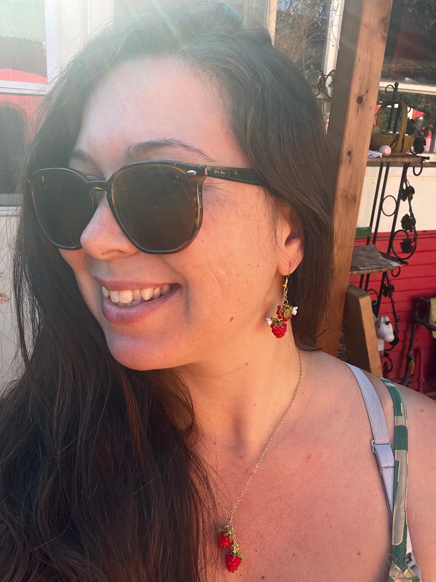 Red Raspberry Dangel Earrings