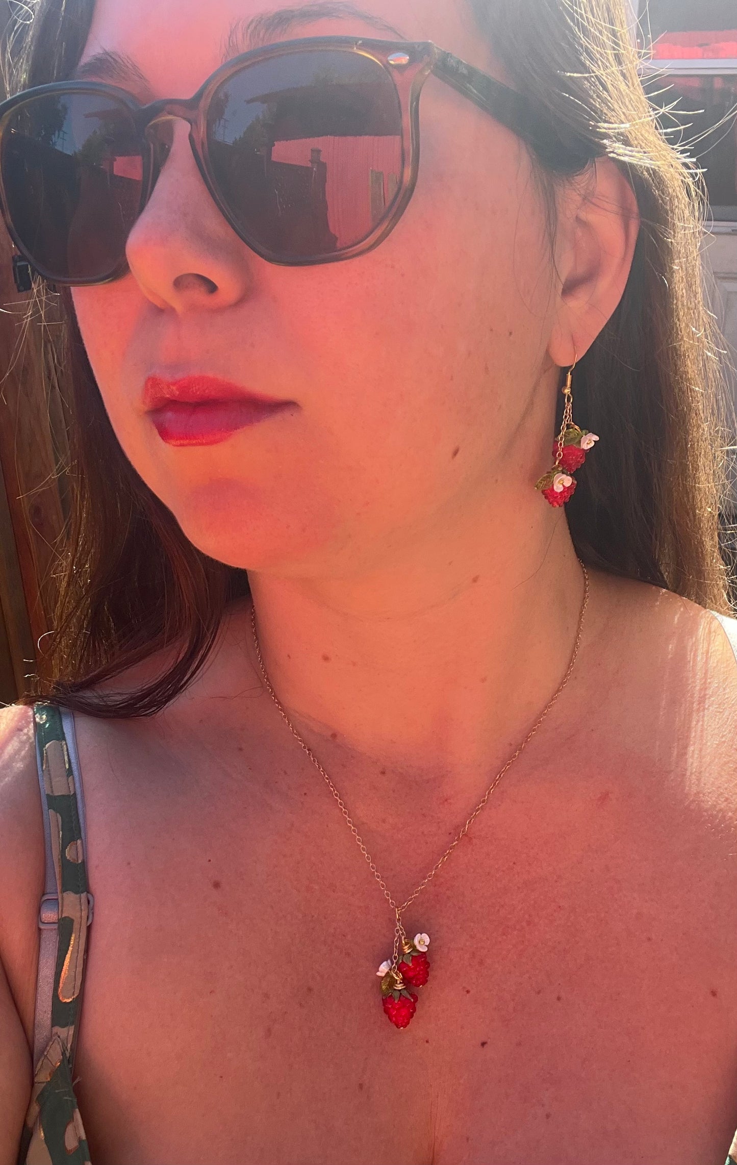 Red Raspberry Dangel Earrings